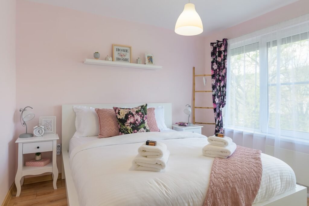 StayBooked — Cosy Flat Near The Sea Garden w/terrace, Варна
